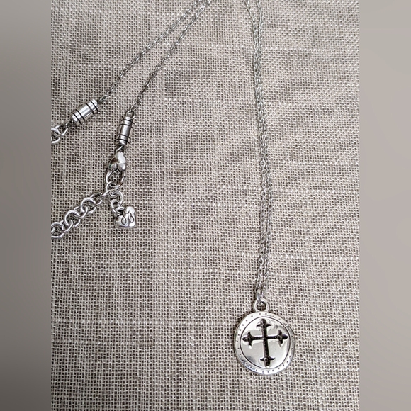 Brighton Silver budded Cross Necklace 18" Chain, EUC Crucifix - Picture 6 of 7